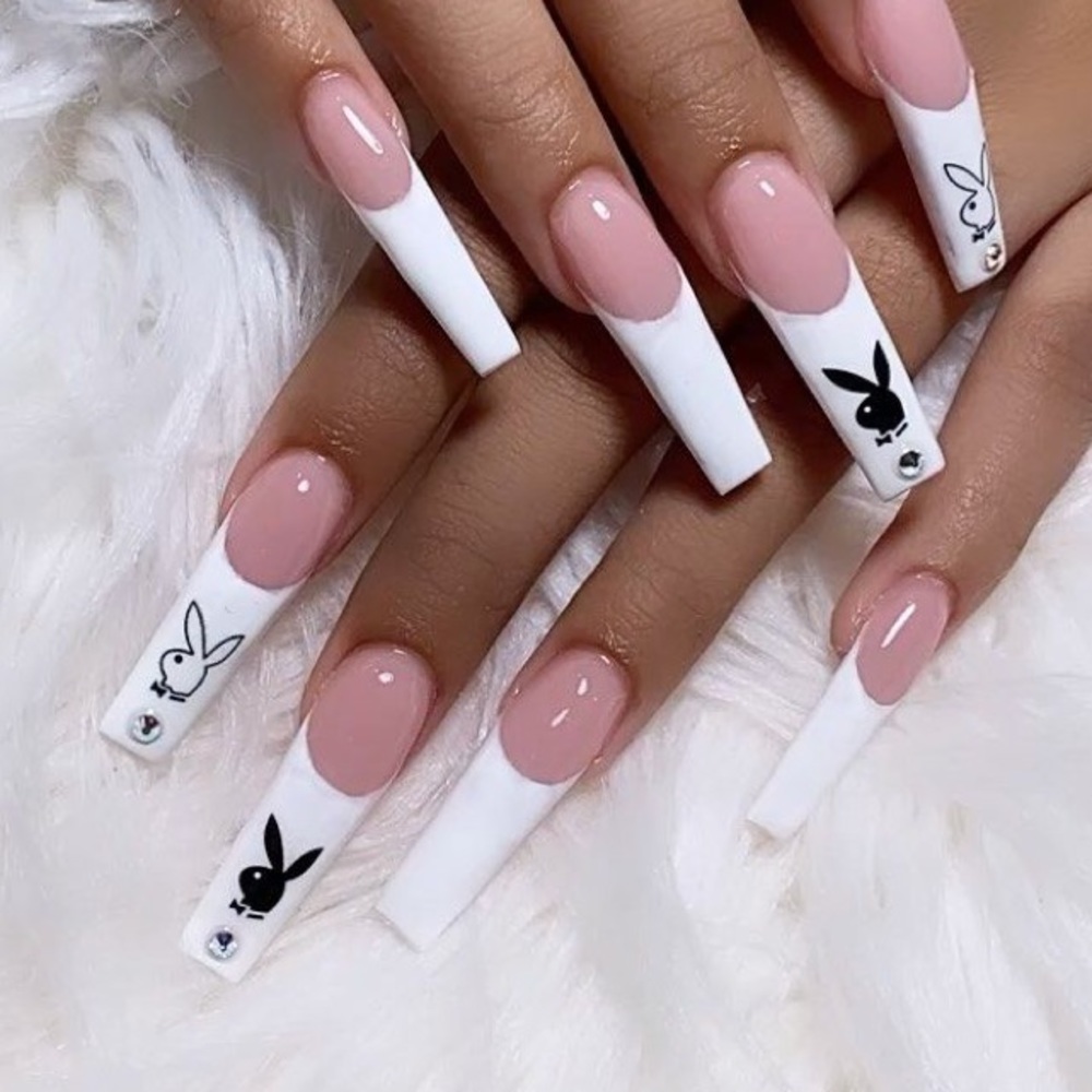 Playboy🐰Press On nails